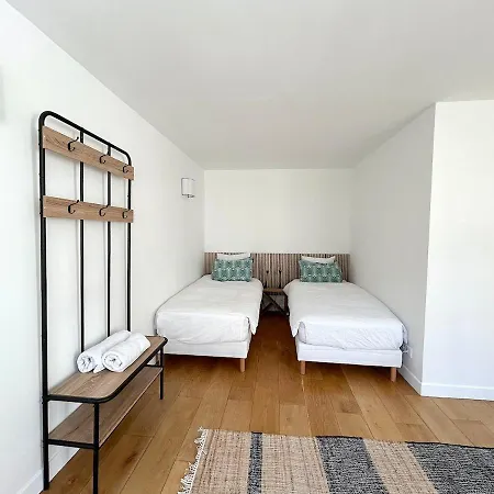 Appartement Outstanding And Sunbathed 3 Br *
