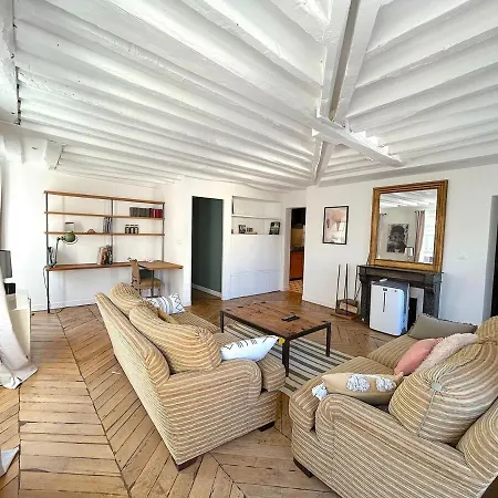 Outstanding And Sunbathed 3 Br Apartamento Paris