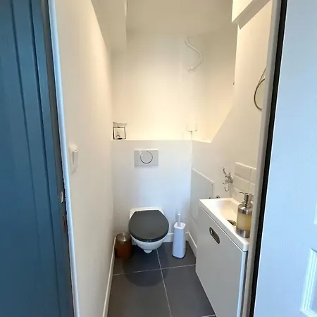 Outstanding And Sunbathed 3 Br * Paris