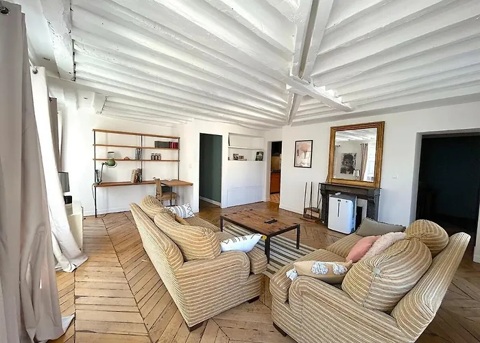 Outstanding And Sunbathed 3 Br Апартаменты Париж